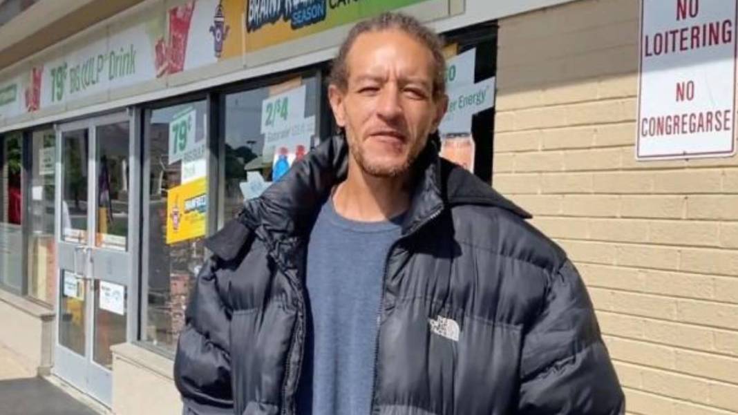 Kendini Mesih ilan etmişti... Yıldız basketbolcu sokaklarda dilenciliğe başladı! Nereden nereye 4